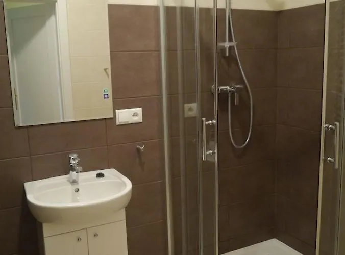 Na Nehringa Хостел